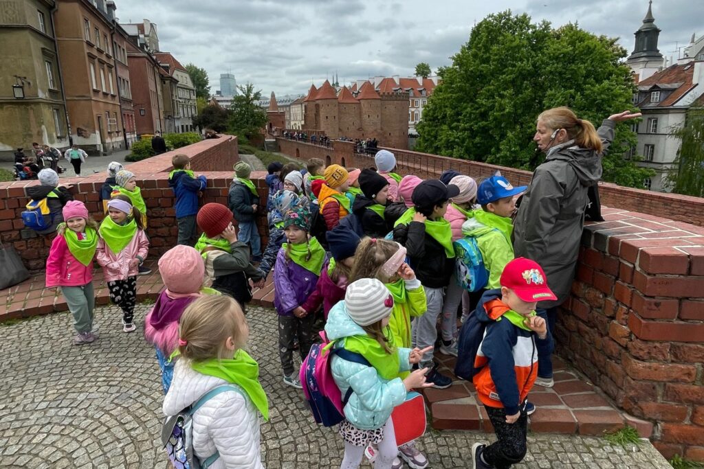 WYCIECZKI PO WARSZAWIE